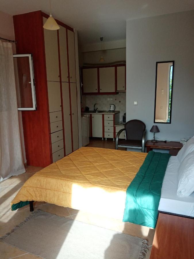 Jusmine Apartments Халкис Екстериор снимка